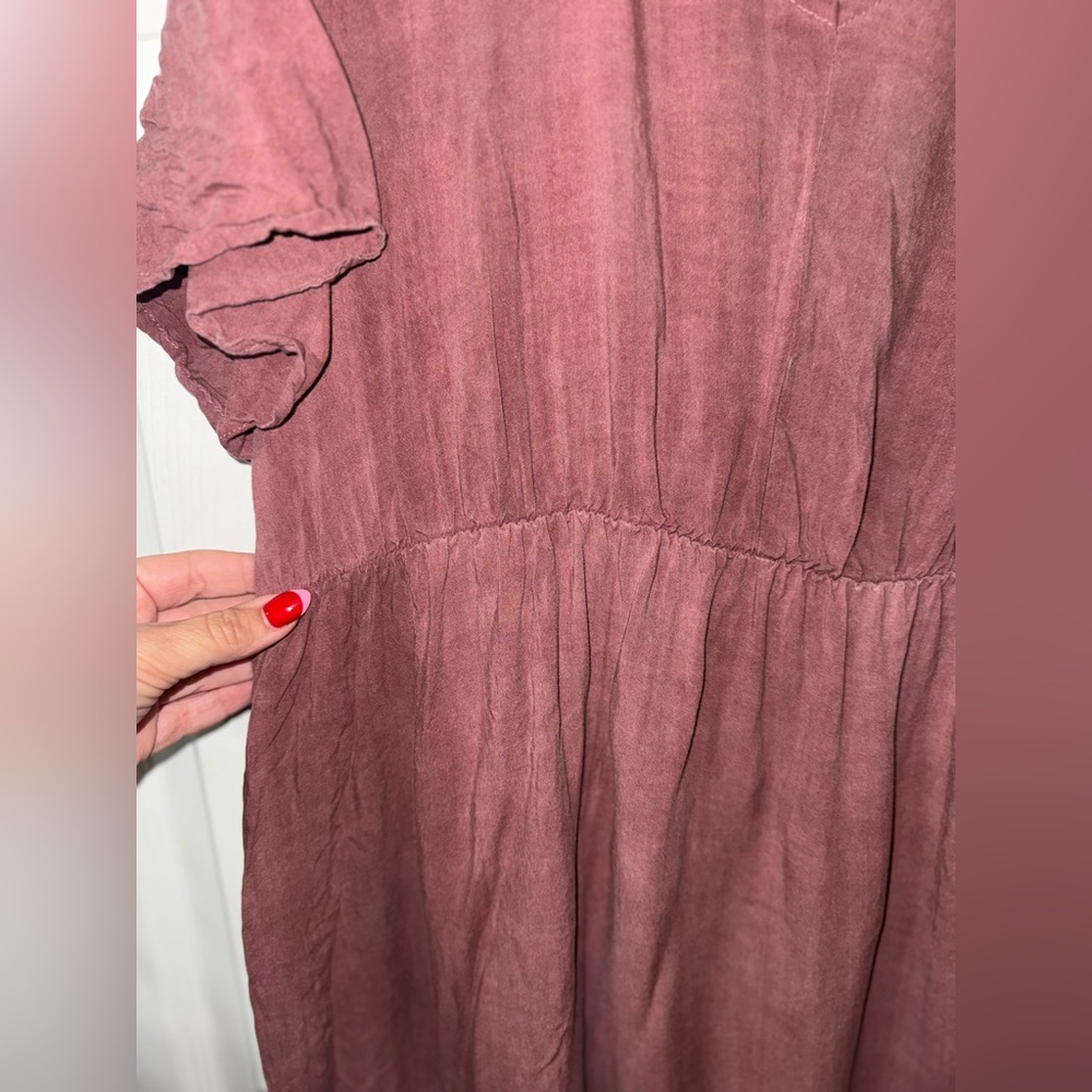 Maroon Knee Length Dress w/ Ruffle by Urban Rose - Picture 4 of 7
